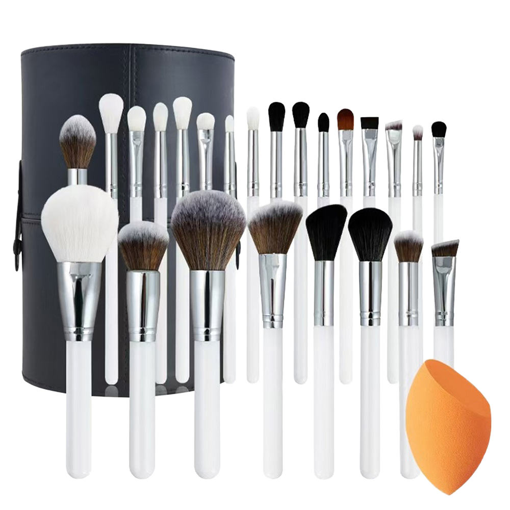 Professional Makeup Brush Set — 24 Piece